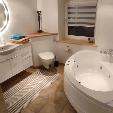 Emily's Garden Bed & Breakfast Lintrup