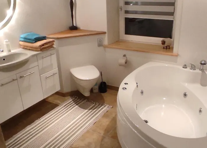 Emily's Garden Alojamento de Acomodação e Pequeno-almoço Lintrup